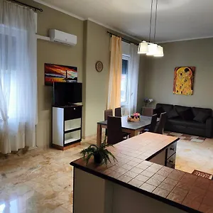 Appartamento Ai Giardini, Palermo