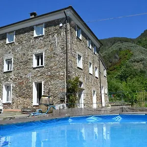 Nespolo Villa Levanto